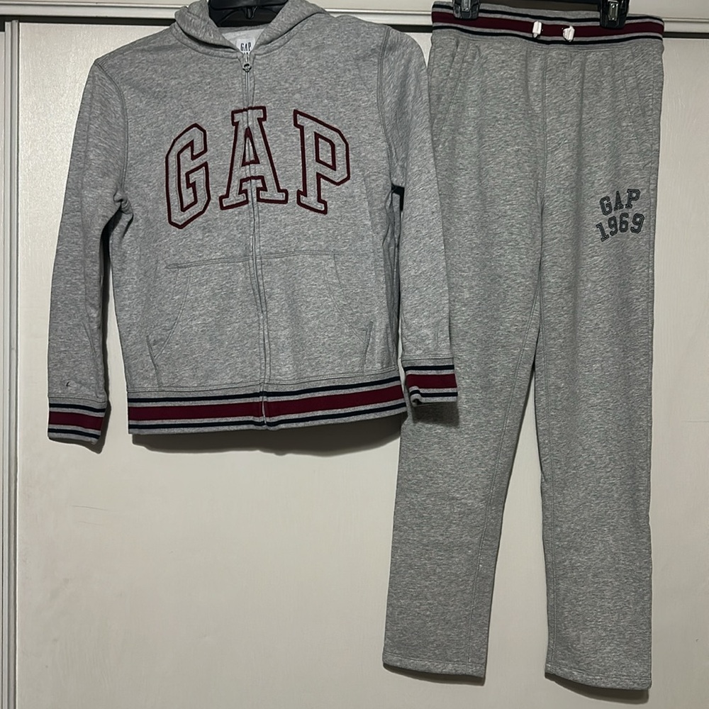 Gap Two Sets Boys Gray Logo Hoodie and Pants